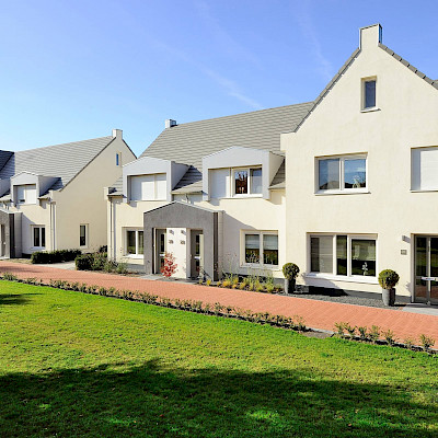 16 nieuwbouw woningen met Zendow Royal kunststof kozijnen in Beringe