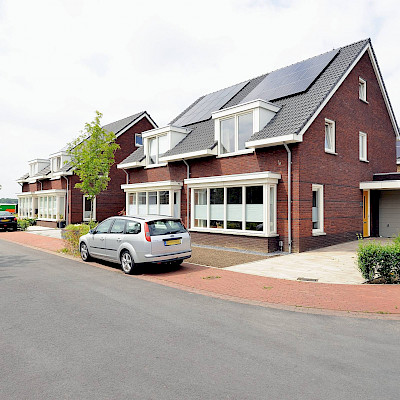 16 levensloop bestendige woningen met kunststof kozijnen