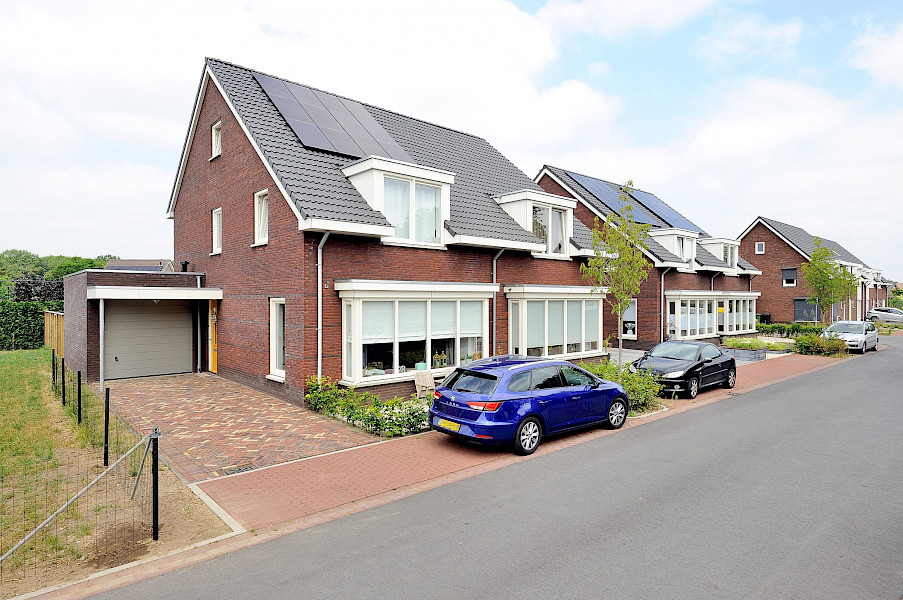 16 levensloop bestendige woningen met kunststof kozijnen