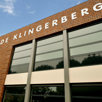 74 aluminium kozijnen en zonwering voor Kerobei Klingerbergschool in Blerick