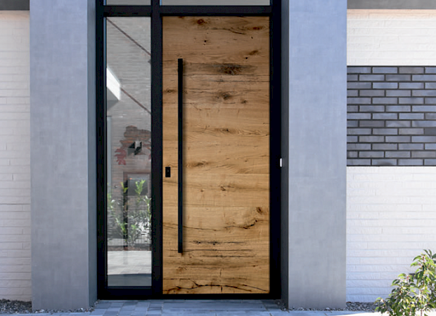 moderne-houten-voordeur-strak