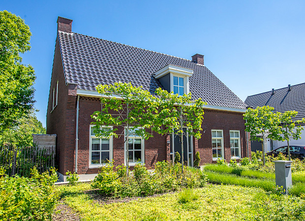 4. Uw kozijn wordt deskundig gemonteerd 