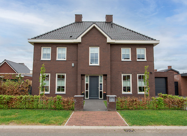 10% korting op alle voordeurpanelen 