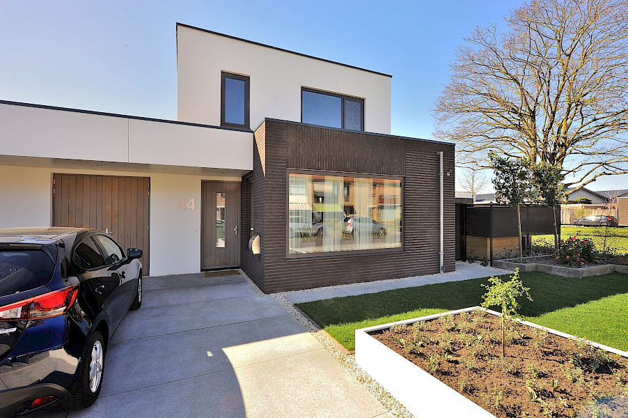 6 CPO woningen met aluminium kozijnen in Venlo