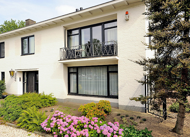 zwarte kunststof kozijnen in limburg