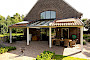 Overkapping aan huis met lichtstraat