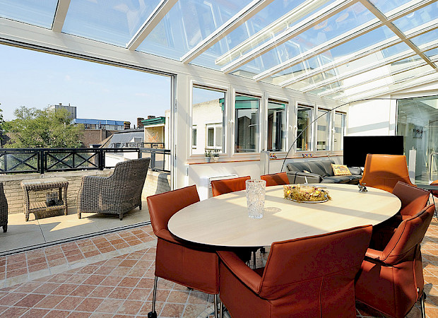 serres_wit_met_glas_veranda