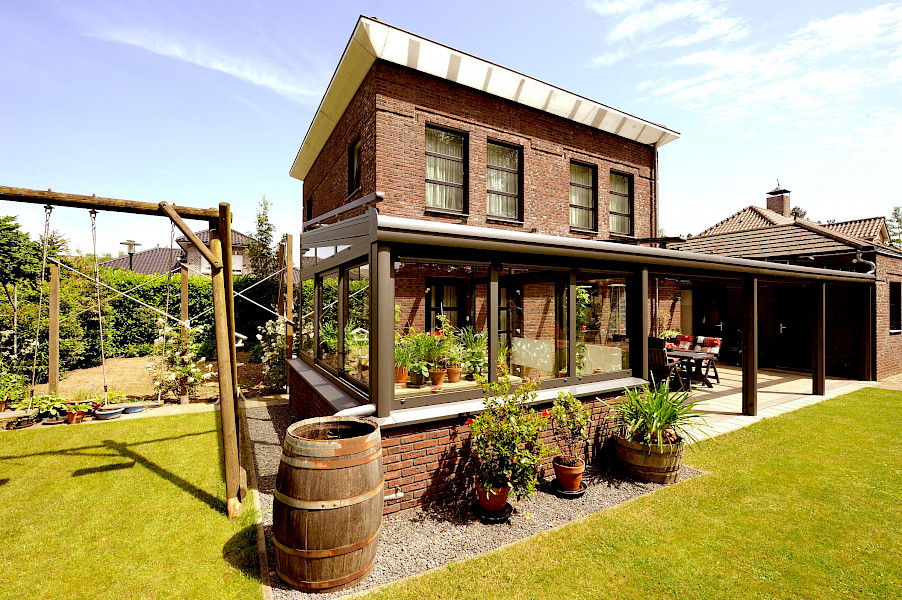 Geniet van je tuin deze zomer met een overkapping