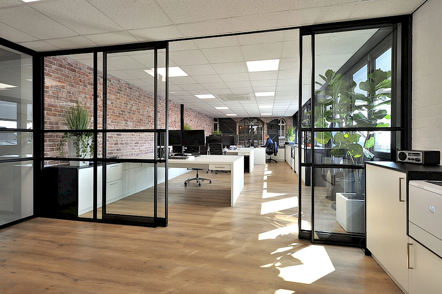 steellook kantoor bouten kozijnen