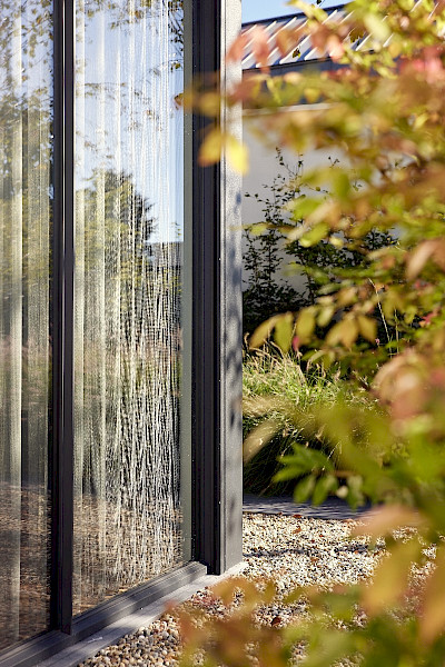 Moderne woningtransformatie met 36 aluminium kozijnen