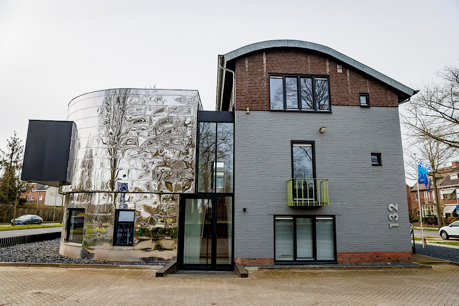 Verbouwing bedrijfspand Full Account Venlo