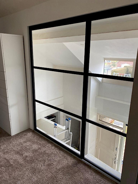 Kamerdeur met glas