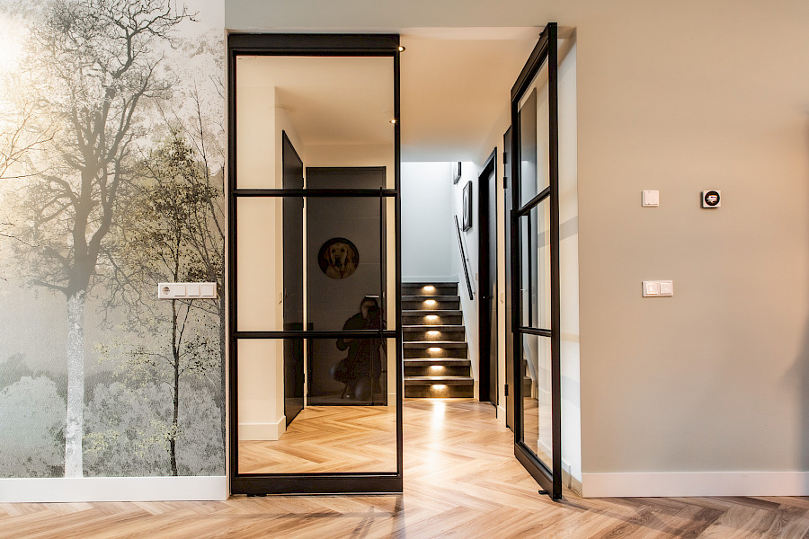 Kamerdeur met glas