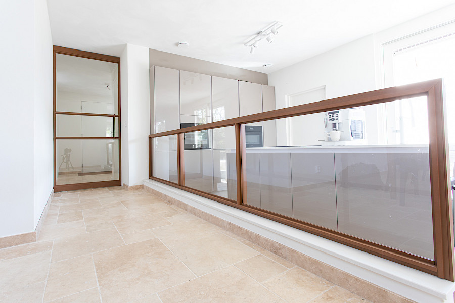 Kamerdeur met glas