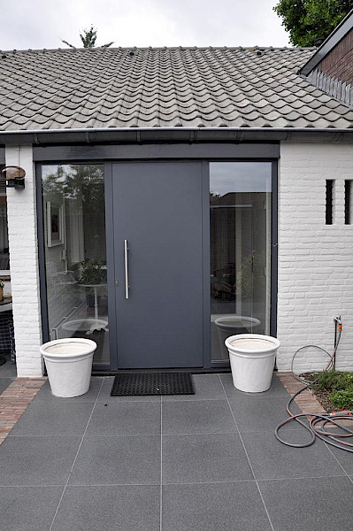 Dubbele voordeur plaatsen in Limburg