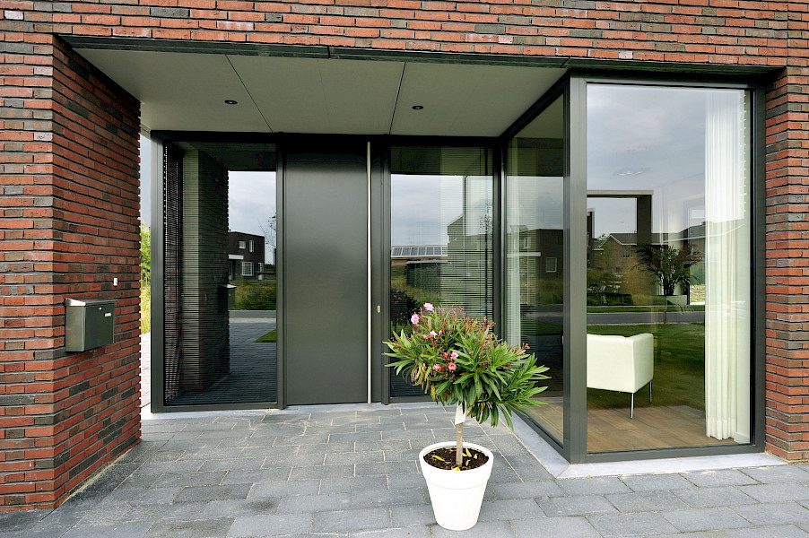 Dubbele voordeur plaatsen in Limburg