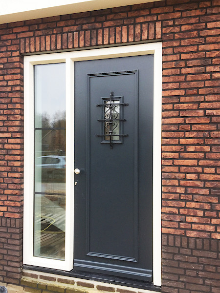 Dubbele voordeur plaatsen in Limburg