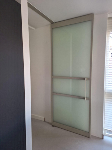 Aluminium binnendeur