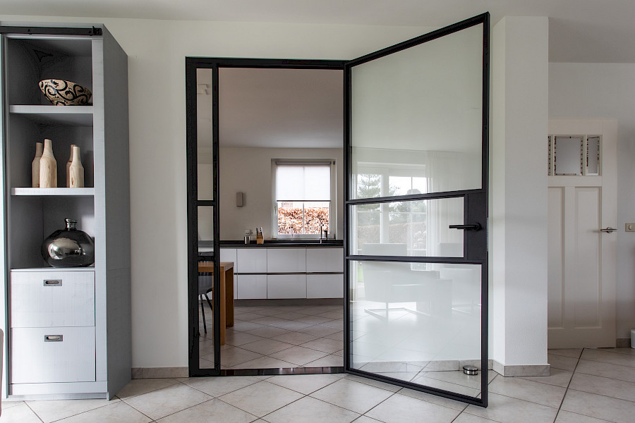 Aluminium binnendeur